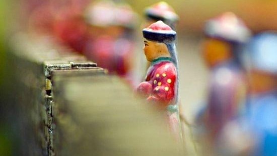 政权在阉割我们的历史记忆