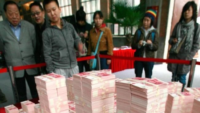 中国人民币入篮在即 恐再爆贬值潮