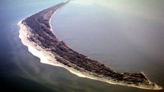 当年毛泽东将中国夜莺岛赠送越南始末