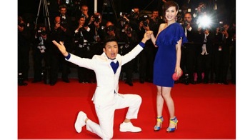 王宝强离婚 中国官媒演“狗血剧”？