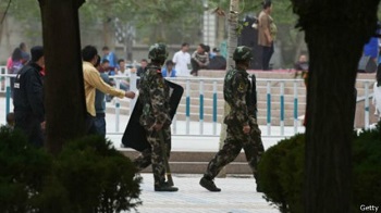 新疆石河子市当局要求市民交出护照