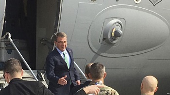 美防长赴伊拉克北部评估战况