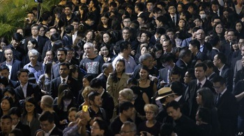 香港法界人士“沉默”游行抗议人大释法