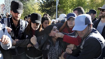 【组图】土耳其逮捕政党领导人招致国际抨击