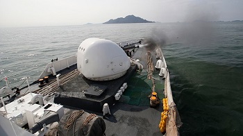 韩国海警再次用机枪向中国渔船开火