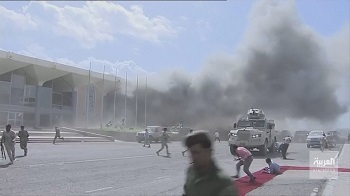 葉門亞丁機場爆炸 至少16死60傷