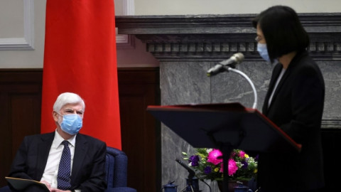 蔡英文会见美国特使代表团