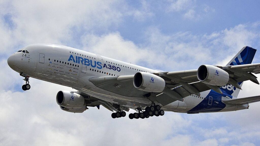 “空中巨无霸”空客A380客机停产了