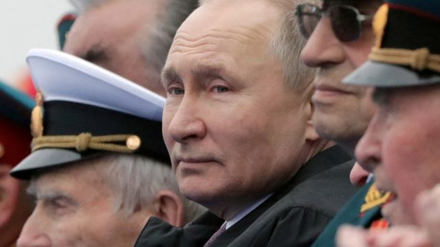 美国、欧盟和英国宣布制裁俄罗斯总统普京