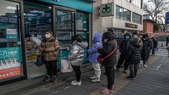 纽约时报：防疫政策逆转下，中国审查机器难以平息不满和疑问