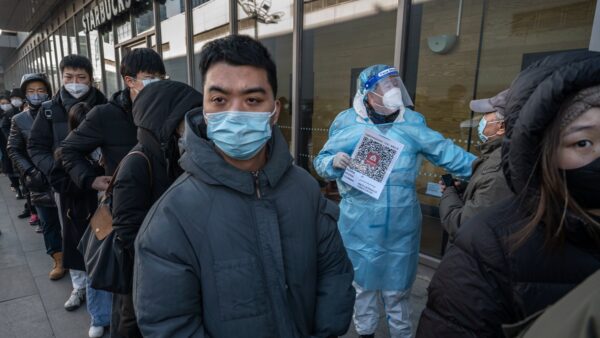 北京城一周22万人感染居民自救  数千癌症患者病情堪忧