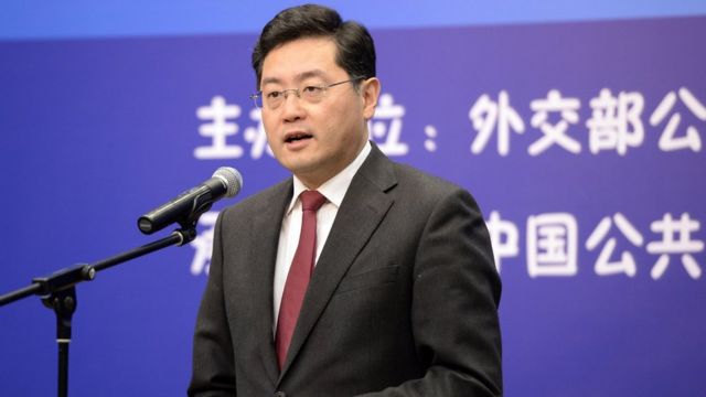 秦刚上任后动作频频  战狼外交不变