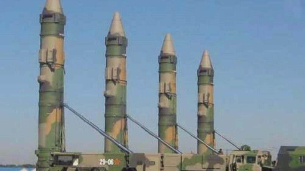 英军情官员：需准备源头打击中国「东风-27」类的超音速武器