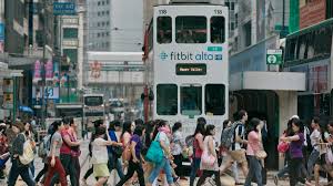 香港人口2024年增加6400人，从大陆流入4万人