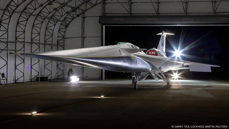 NASA静音超音速客机X-59完成首次试飞
