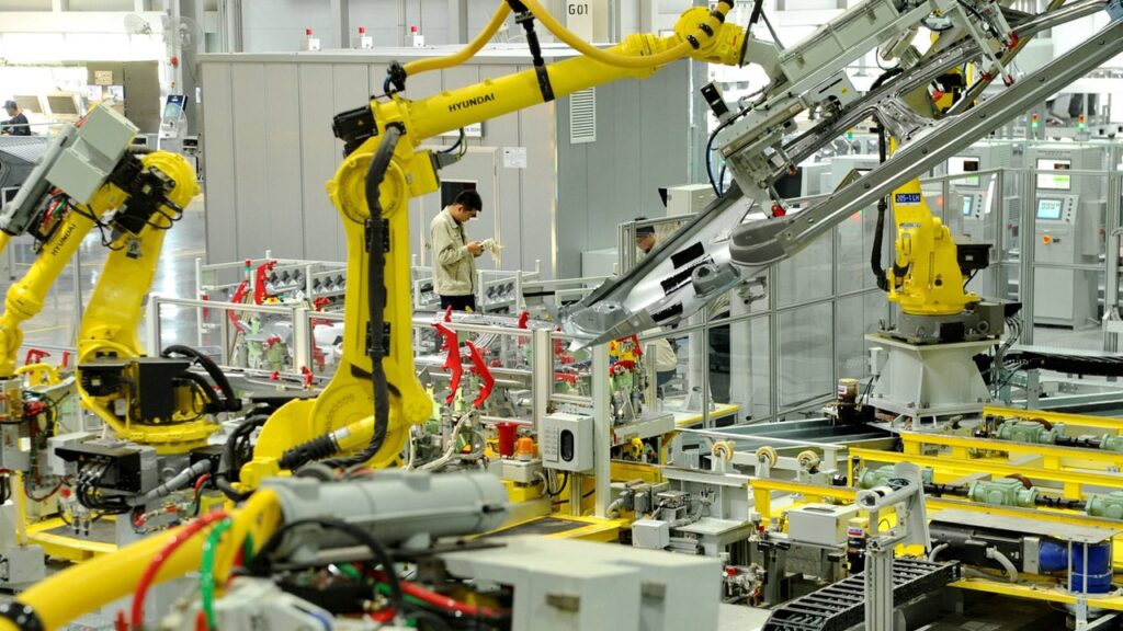 纽约时报：投资低迷加剧，中国经济进入更保守时代