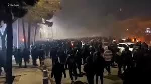 美国之音：伊朗多年来最大反神权统治抗议进入第14天