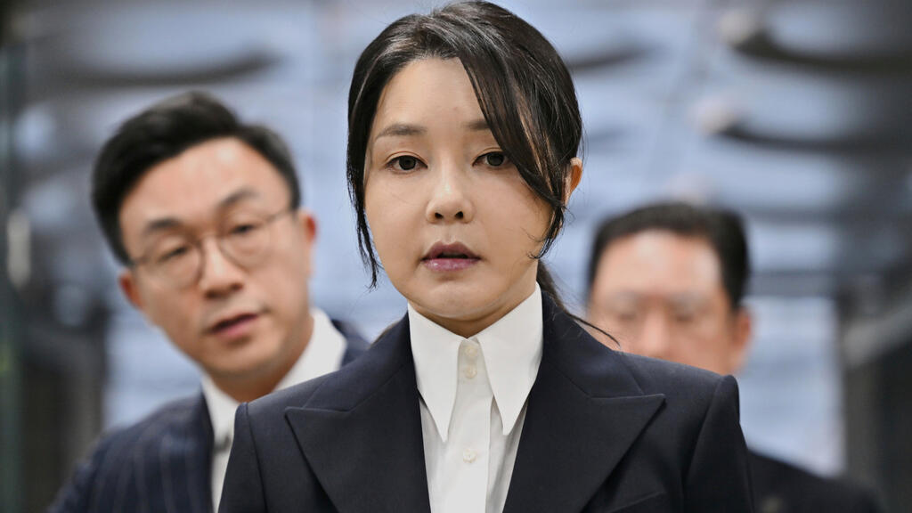 韩国前第一夫人金建熙上诉被加刑 加到4年