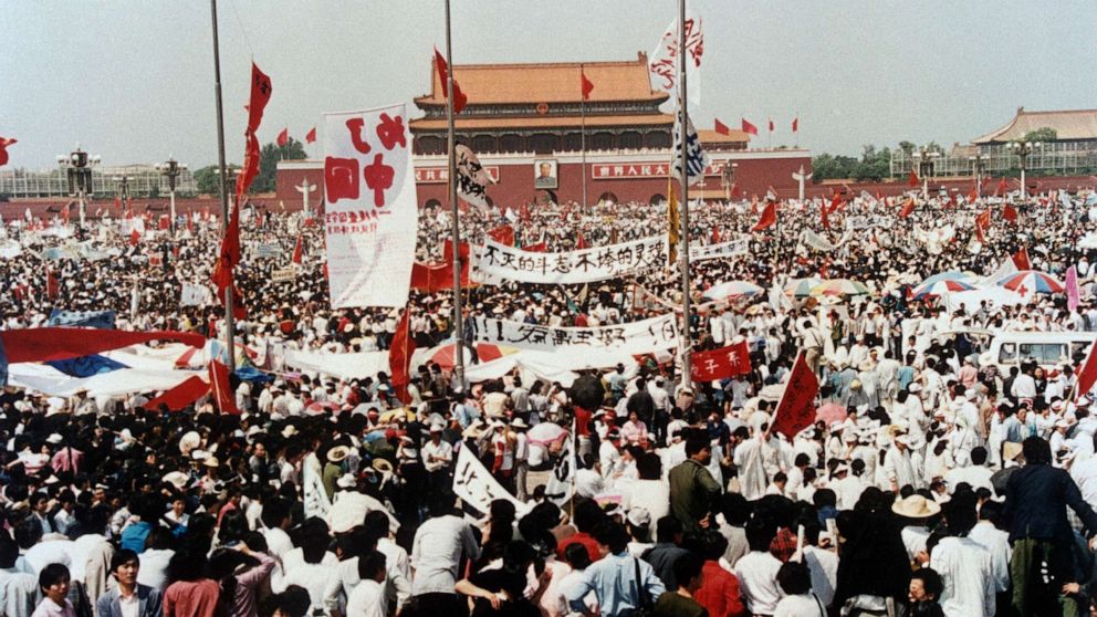BBC：中国“八九”民运37周年：在传承和记忆断层间挣扎的“六四二代”