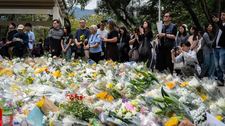 香港宏福苑大火：7人及两家公司被控误杀及诈骗